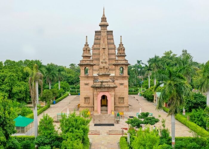 Varanasi to Ayodhya tour package, Varanasi trip, Varanasi Ayodhya tour package