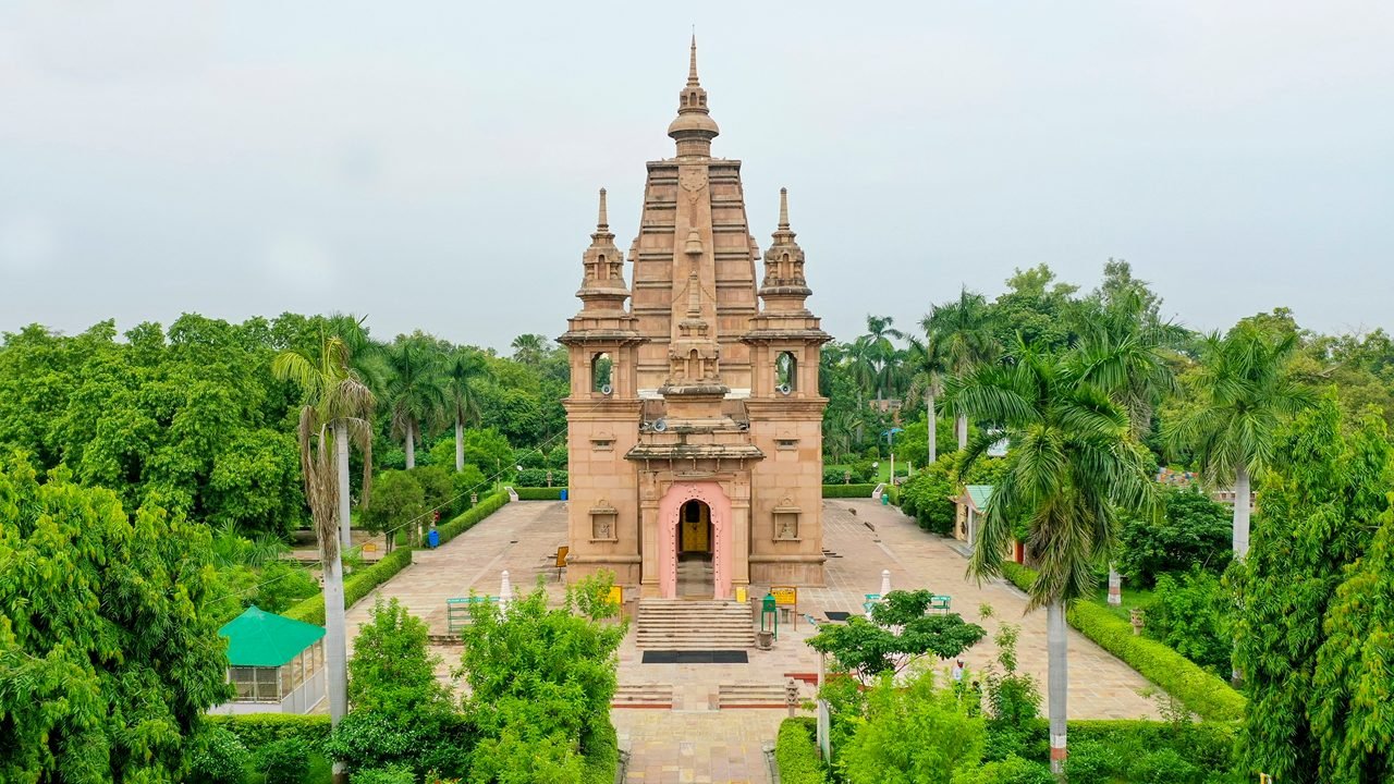 Varanasi to Ayodhya tour package, Varanasi trip, Varanasi Ayodhya tour package