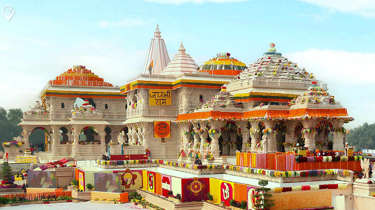varanasi prayagraj ayodhya tour package, Echoes of Glory and Celebration: Exploring Uttar Pradesh Through Forts & Festivals