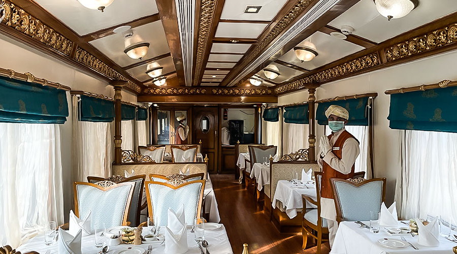 Golden-Chariot-1 Golden Chariot Tour Package