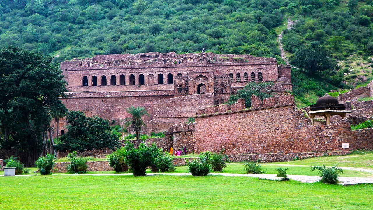 bhangarh-fort- Unexplored Rajasthan Activities Local Life