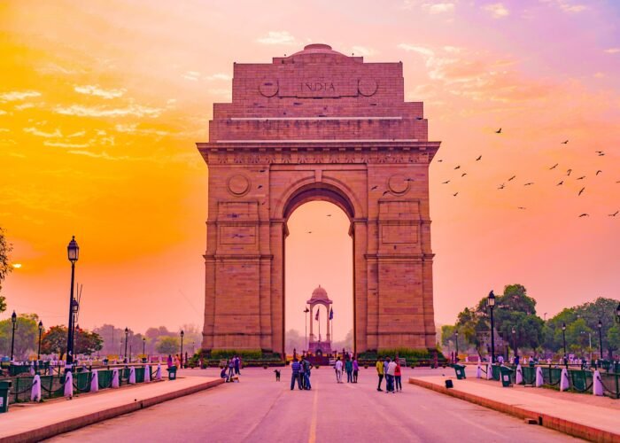 India Gate, Delhi Agra Jaipur Holi Tour Package